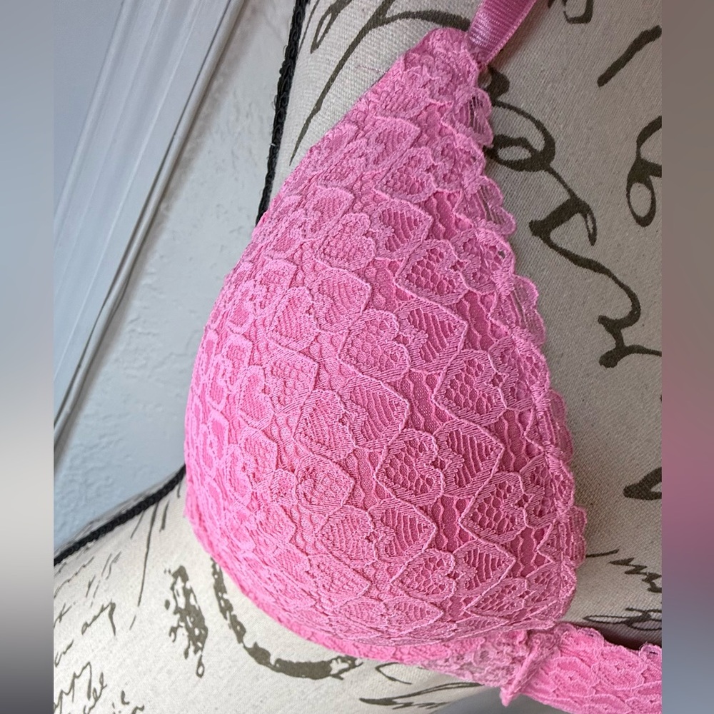 Jessica Simpson Pink Lace Heart Underwire Bra - Size 36C (NWOT) - Picture 7 of 10
